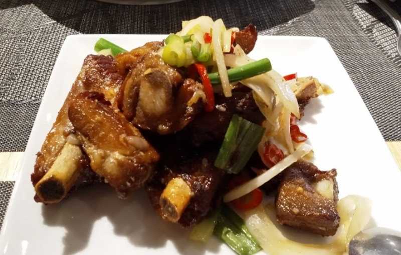 Delicious Pork Ribs with Spring Onion and peppers